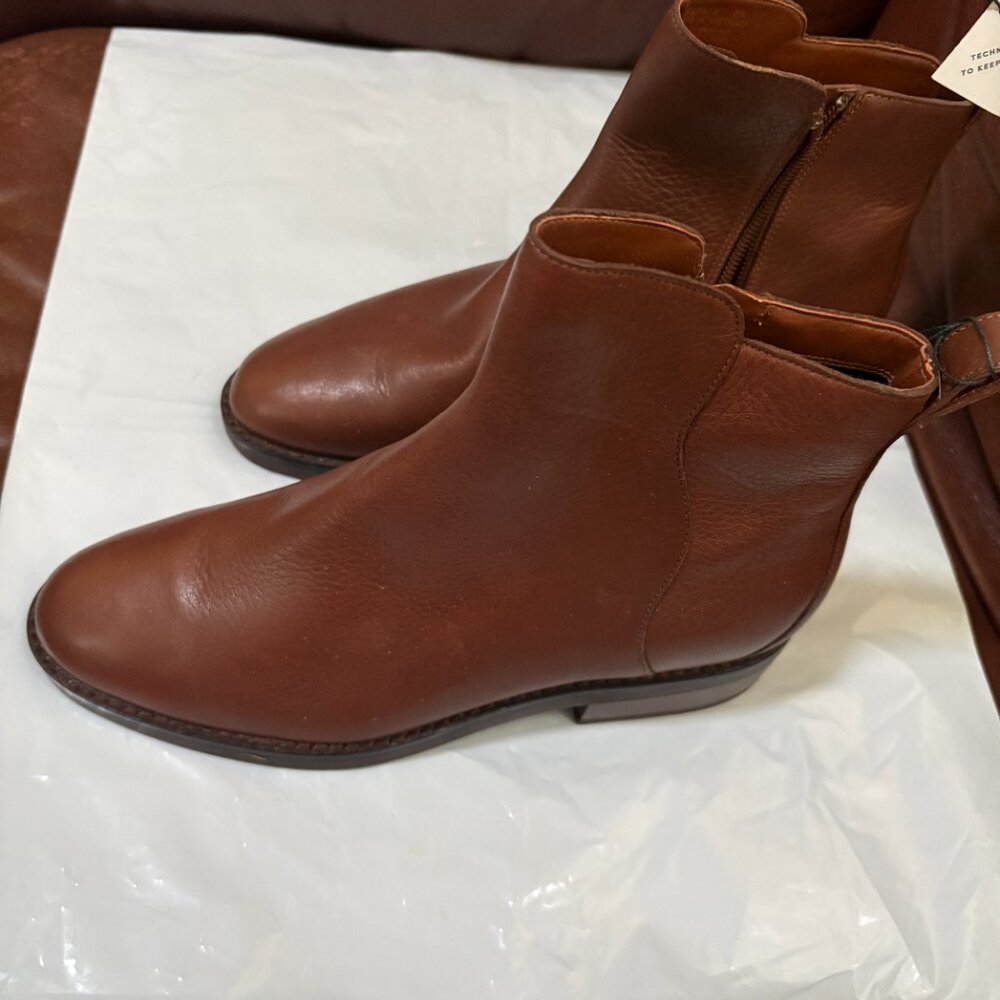 Cole Haan Buttery Soft Leather Waterproof Sz 8B Brown $269